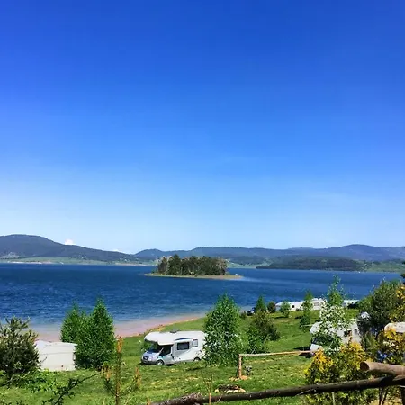 Сasa de vacaciones пенчеви, кк. чарк