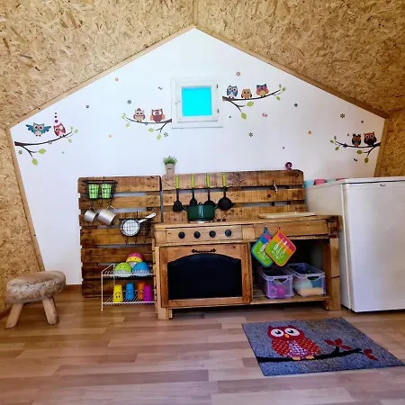 Holiday home пенчеви, кк. чарк *