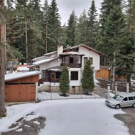 пенчеви, кк. чарк بيت للعطل *