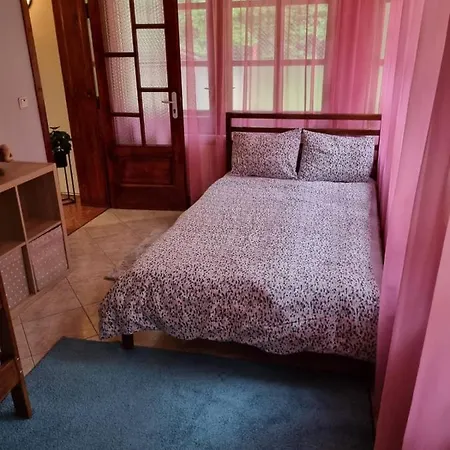 пенчеви, кк. чарк Holiday home *