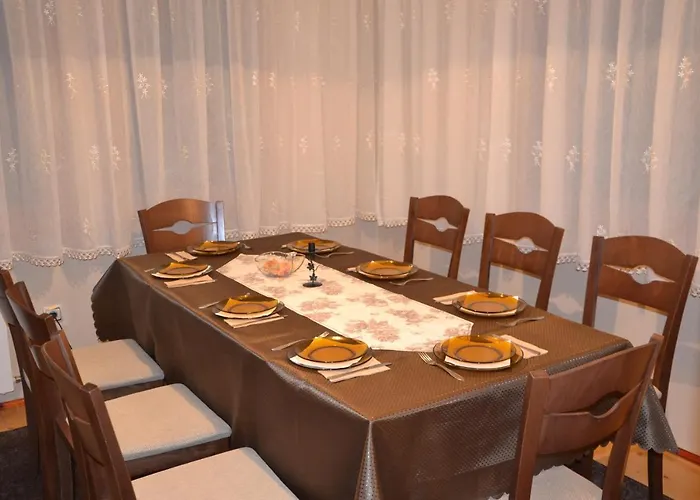 пенчеви, кк. чарк بيت للعطل *