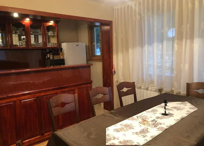 بيت للعطل пенчеви, кк. чарк